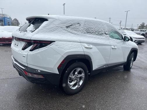 2022 Hyundai TUCSON SEL