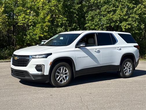 2023 Chevrolet Traverse LS