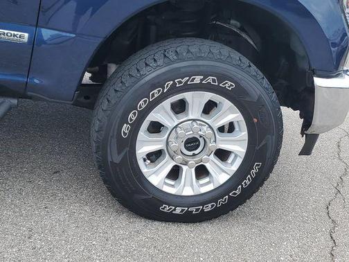 Blue Jeans Metallic 2020 Ford F-250 XLT
