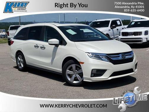 White Diamond Pearl 2019 Honda Odyssey EX-L