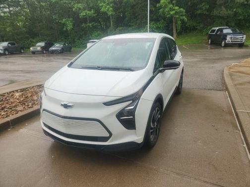 Summit White 2023 Chevrolet Bolt EV 2LT