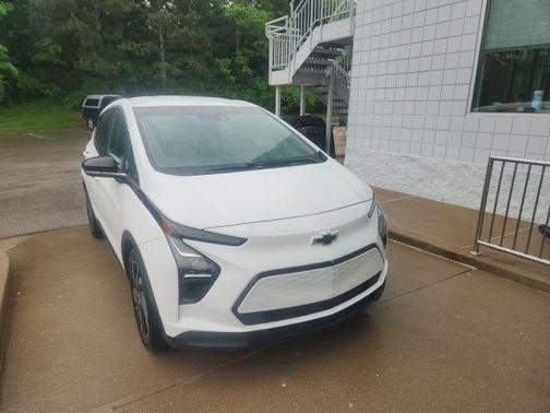 Summit White 2023 Chevrolet Bolt EV 2LT