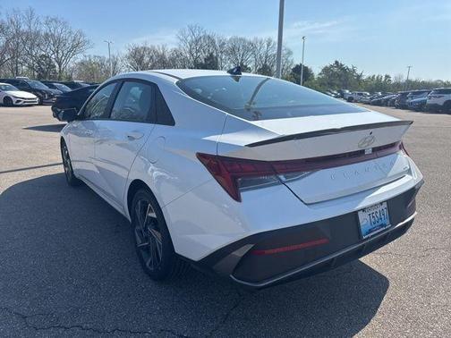 White 2025 Hyundai ELANTRA HEV SEL