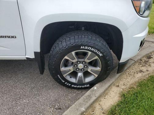 Summit White 2016 Chevrolet Colorado Z71