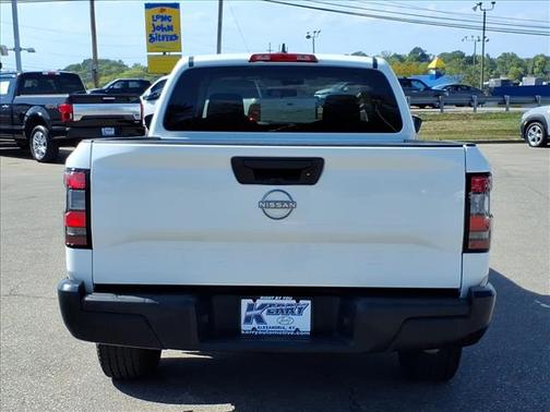 2024 Nissan Frontier S