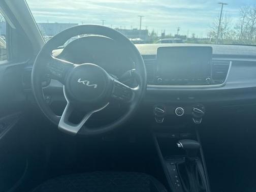 2022 Kia Rio S