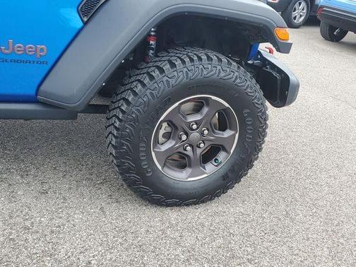 Hydro Blue Pearlcoat 2022 Jeep Gladiator Rubicon