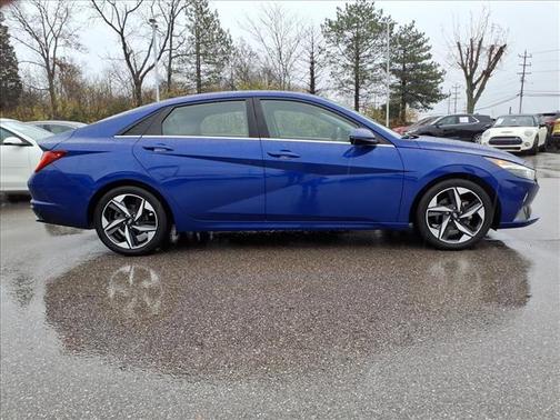 2021 Hyundai ELANTRA Limited