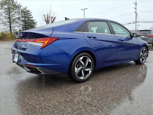 2021 Hyundai ELANTRA Limited