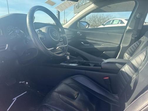 2021 Hyundai ELANTRA Limited