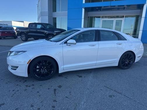 2014 Lincoln MKZ Base
