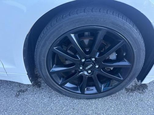 2014 Lincoln MKZ Base