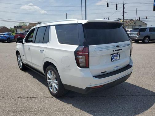 Iridescent Pearl Tricoat 2021 Chevrolet Tahoe High Country