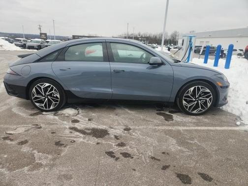 2025 Hyundai IONIQ 6 Limited