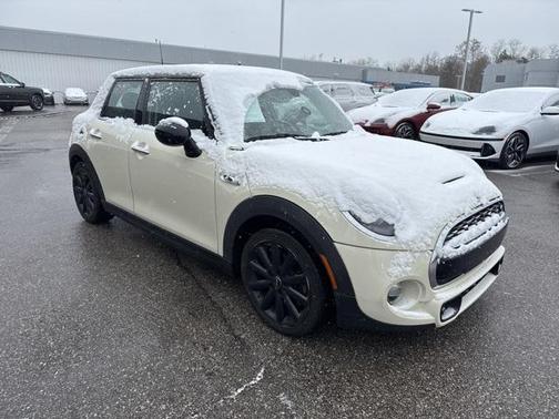 2017 MINI Hardtop Cooper S