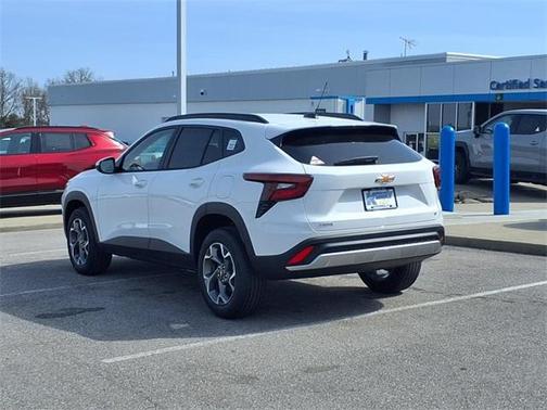 2025 Chevrolet Trax LT