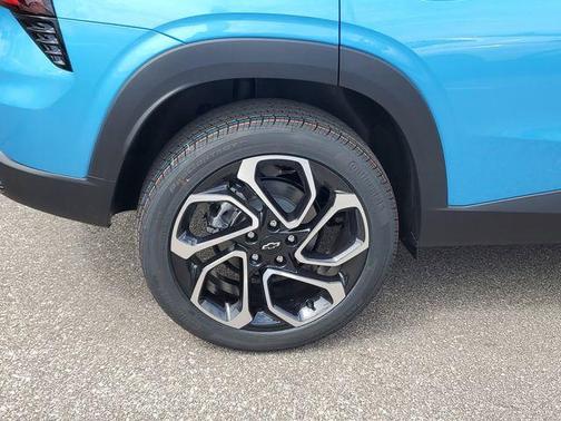 Marina Blue 2026 Chevrolet Trax 2RS