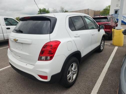 2022 Chevrolet Trax LS