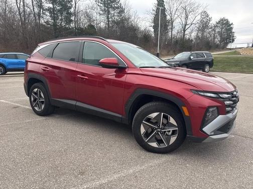 2025 Hyundai TUCSON SEL