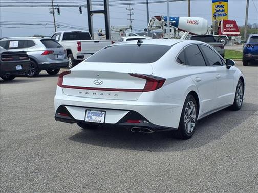 2021 Hyundai SONATA SEL