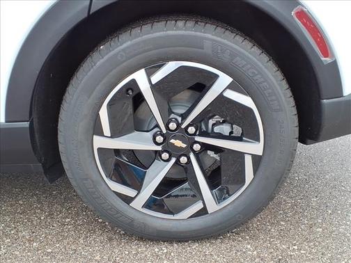 2026 Chevrolet Equinox EV LT 2