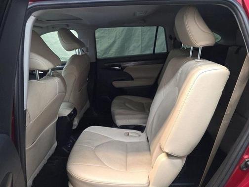 2023 Toyota Highlander Hybrid Limited