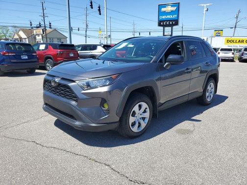 Magnetic Gray Metallic 2019 Toyota RAV4 LE