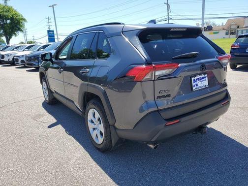 Magnetic Gray Metallic 2019 Toyota RAV4 LE