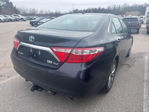 2016 Toyota Camry Hybrid 