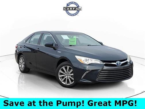 2016 Toyota Camry Hybrid XLE