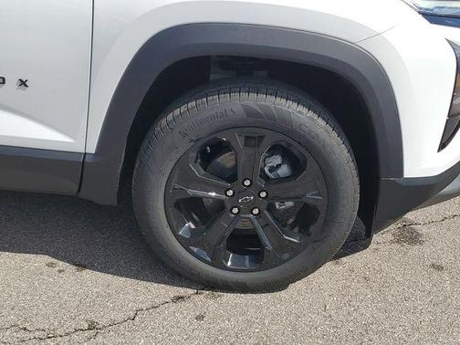 Summit White 2026 Chevrolet Equinox LT