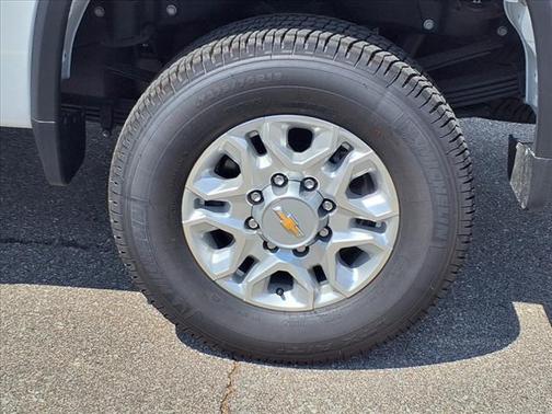 2025 Chevrolet Silverado 3500 LT