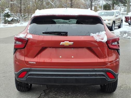 2024 Chevrolet Trax LS