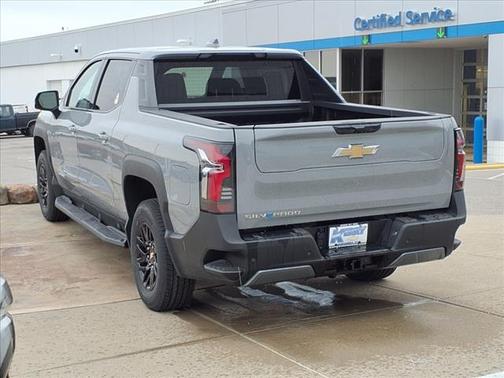2025 Chevrolet Silverado EV LT
