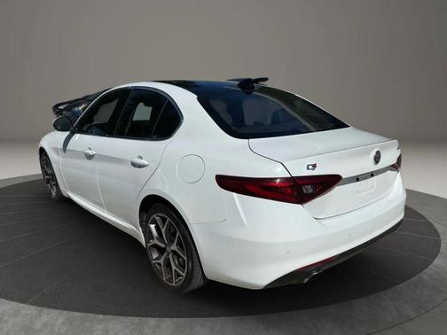 2021 Alfa Romeo Giulia Ti