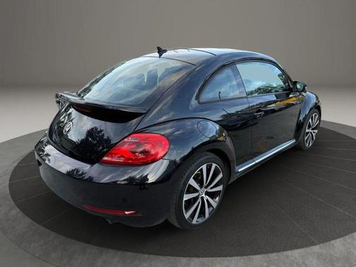 2013 Volkswagen Beetle R-Line