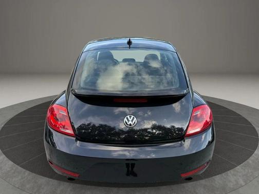 2013 Volkswagen Beetle R-Line