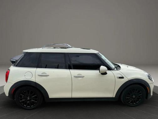 2016 MINI Hardtop Cooper