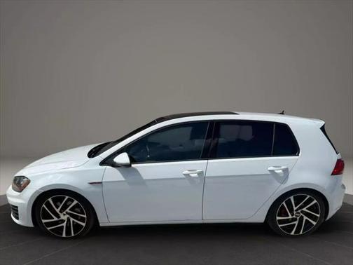 2015 Volkswagen Golf GTI 2.0T SE 4-Door