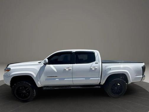 Super White 2019 Toyota Tacoma SR5