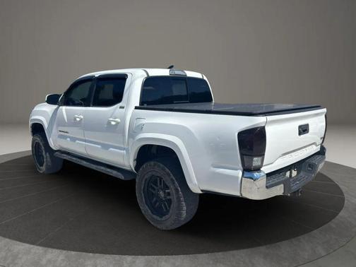 Super White 2019 Toyota Tacoma SR5