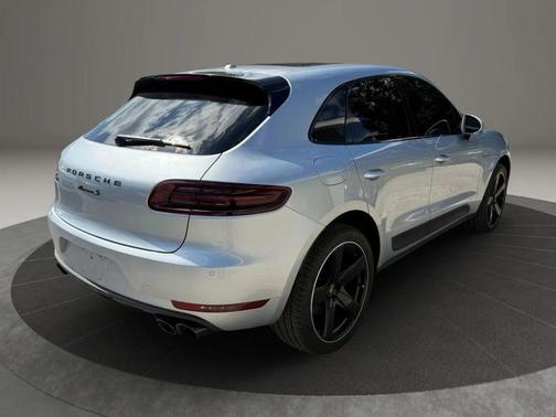 2017 Porsche Macan S