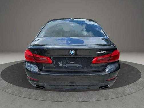 2018 BMW 540 540i Sedan 4D
