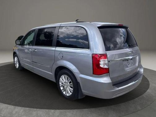 Billet Silver Metallic Clearcoat 2015 Chrysler Town & Country Limited