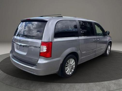 Billet Silver Metallic Clearcoat 2015 Chrysler Town & Country Limited