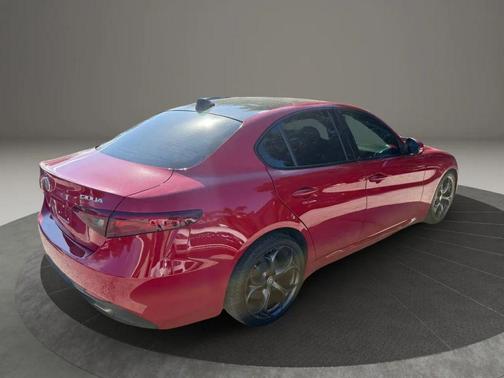 2018 Alfa Romeo Giulia Ti Sport