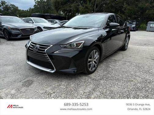 2018 Lexus IS 300 Base
