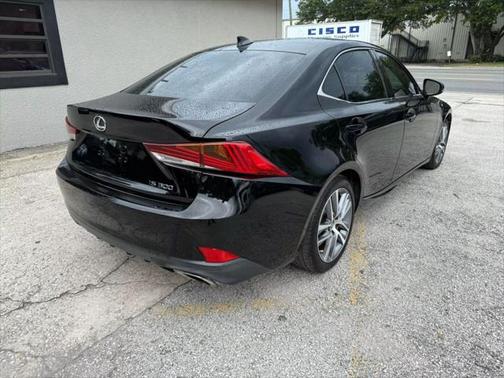 2018 Lexus IS 300 Base