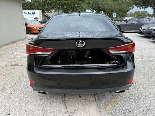 2018 Lexus IS 300 Base
