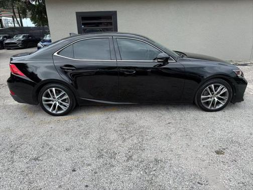 2018 Lexus IS 300 Base